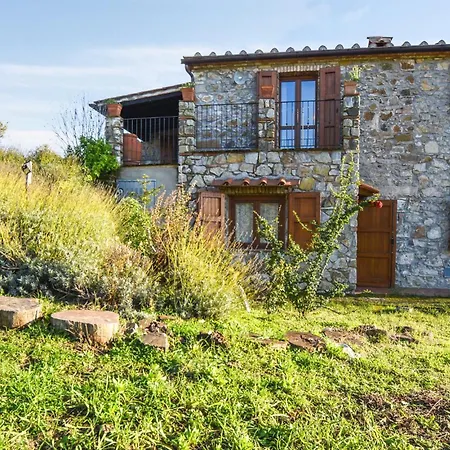 Holiday home 2 Bedroom Awesome In Marittimo